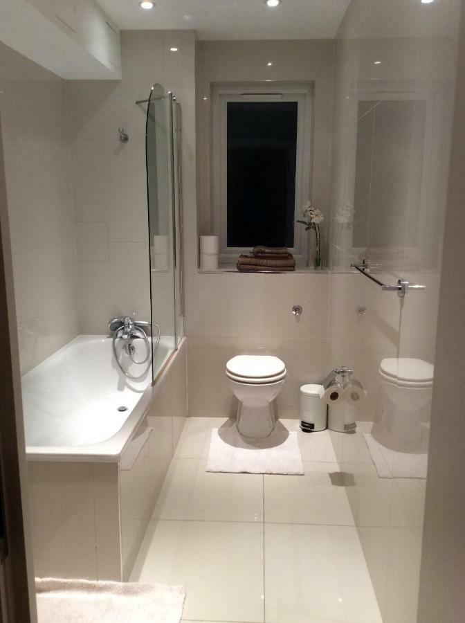 Modern Flat Apartamento Watford  Exterior foto