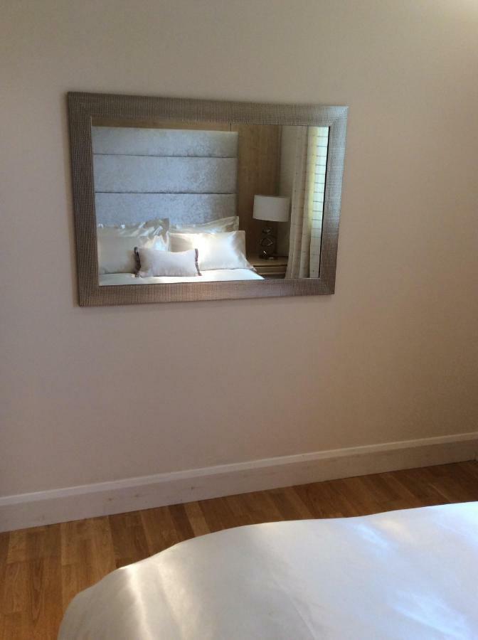Modern Flat Apartamento Watford  Exterior foto